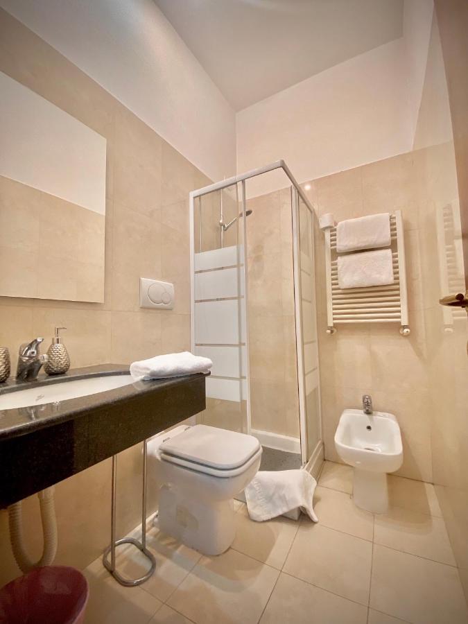 Termini Palace Guesthouse Рим Екстер'єр фото